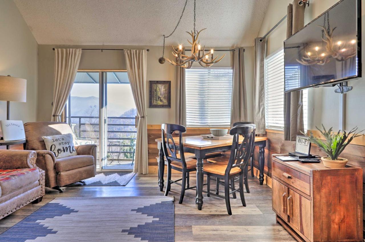 Unique Smokies Ski Shack With Mountain-Top View جاتلينبرج المظهر الخارجي الصورة