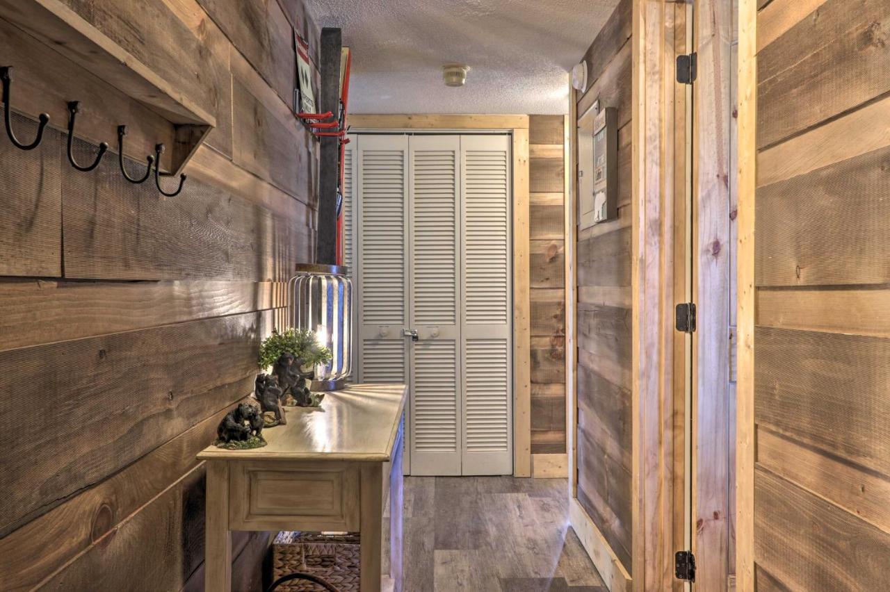 Unique Smokies Ski Shack With Mountain-Top View جاتلينبرج المظهر الخارجي الصورة
